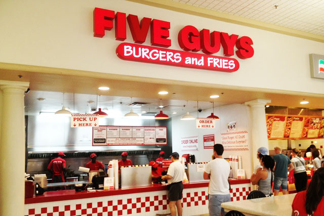 Junte-se à Família Five Guys: Oportunidades de Trabalho em Um Ambiente Dinâmico e Acolhedor